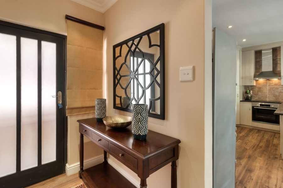 2 Bedroom Property for Sale in Stuarts Hill Western Cape